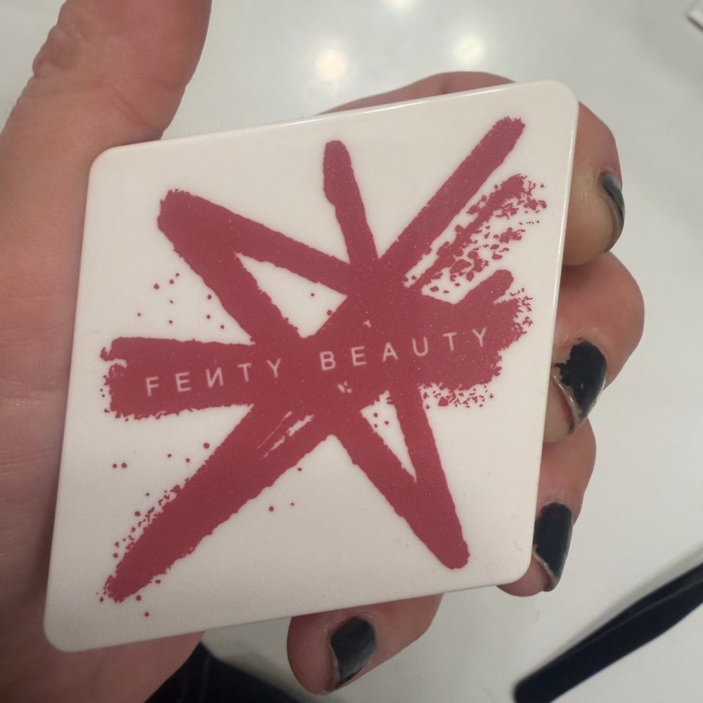 Fenty Beauty Suede Powder Blush in Riri